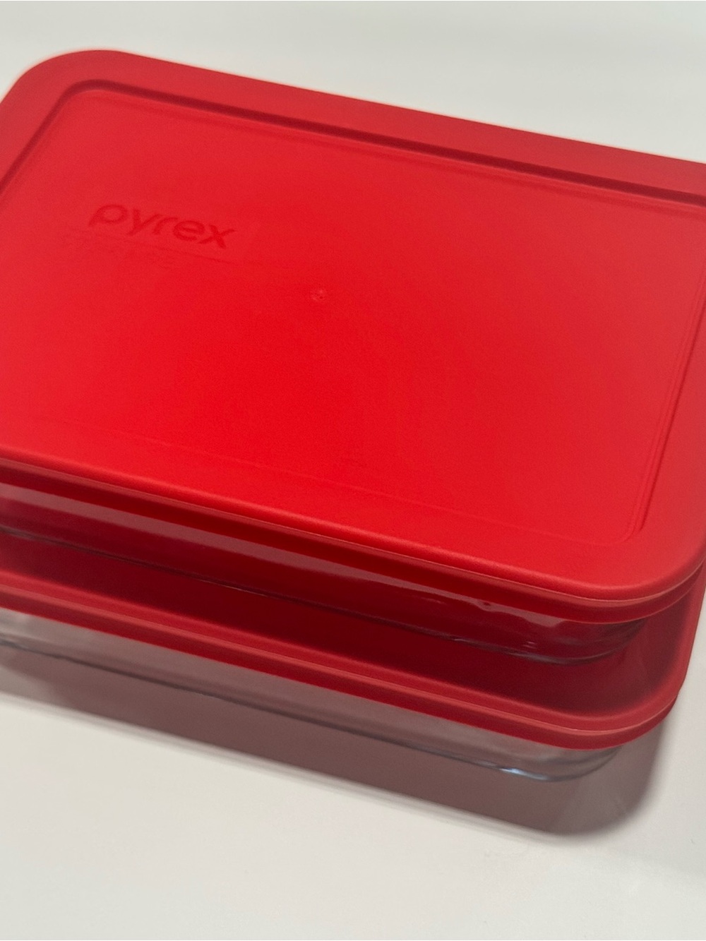 2 Ct Pyrex 7210 Glass 3 Cup 7" x 5" x 1.5" Baking Casserole Red Lid Made In USA